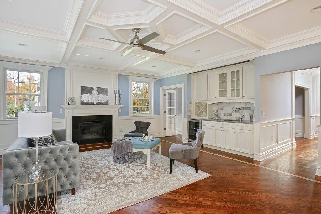 1741 Cooper Rd Scotch Plains-print-017-10-Family Room-3000x2000-300dpi