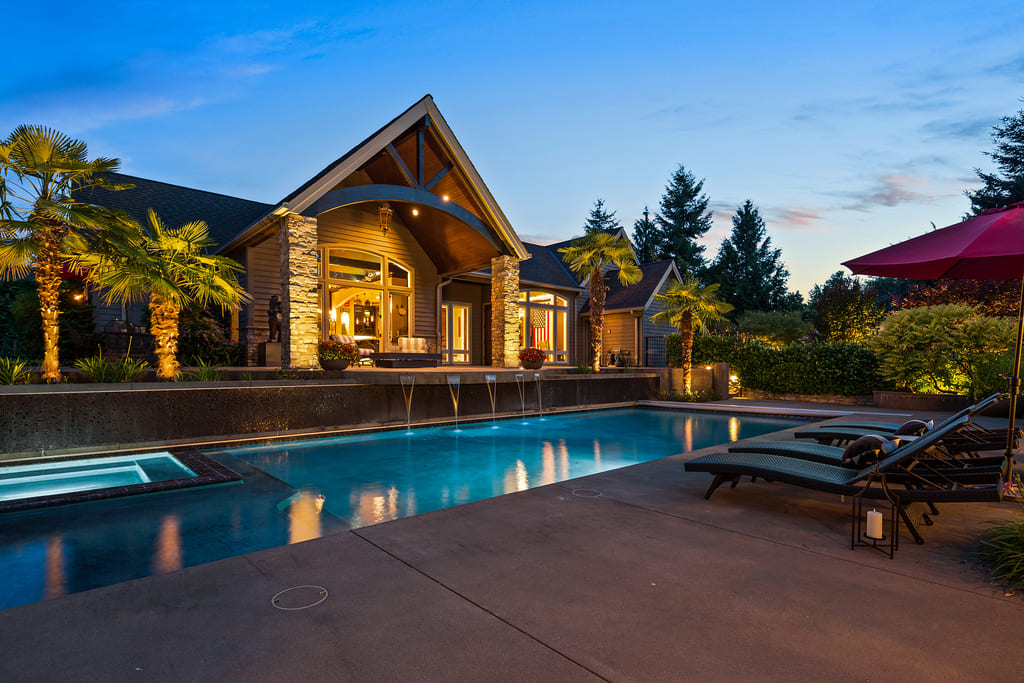 LUXE Forbes Global Properties