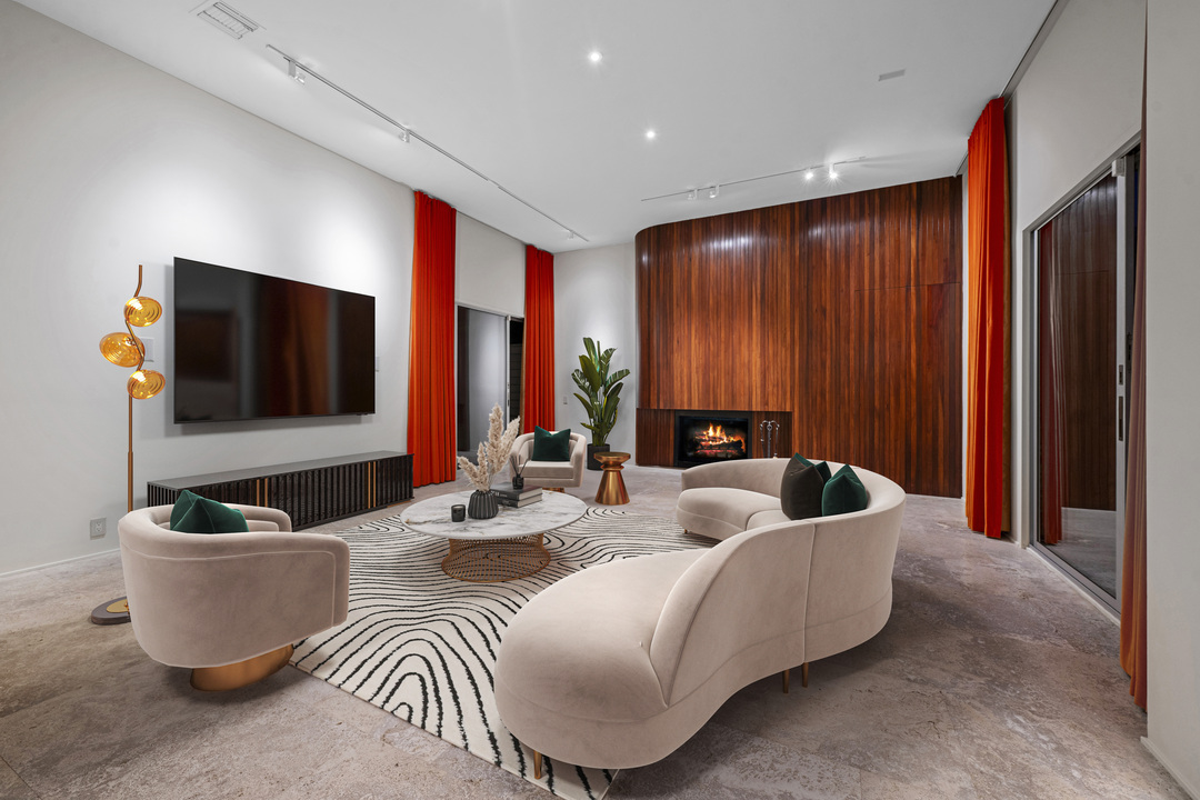 Christine Hong Presents An Elegant Home In Los Angeles