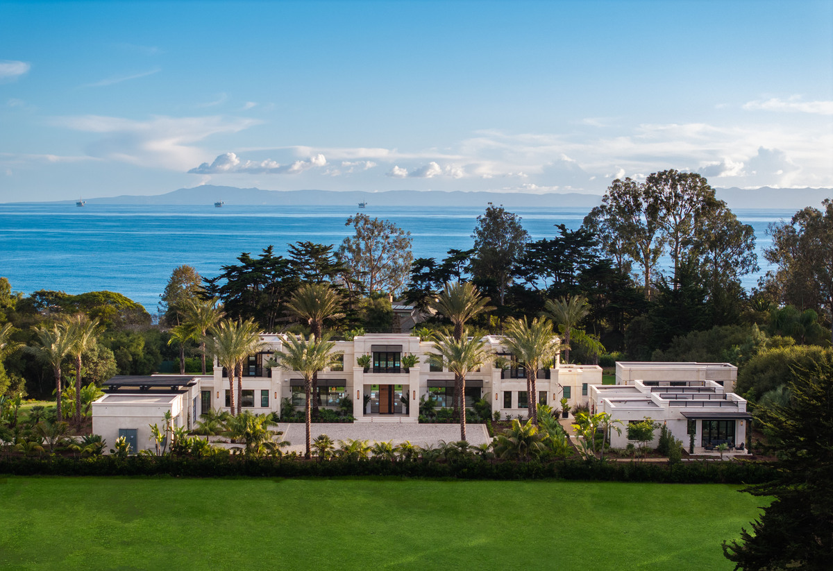 Riskin Partners Estate Group Presents An Enchanting Coastal Estate In Montecito