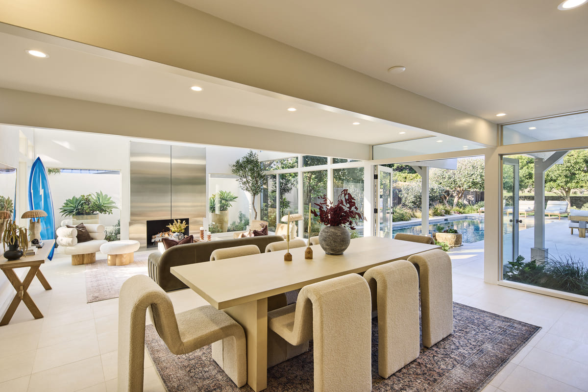Malibu Colony living area