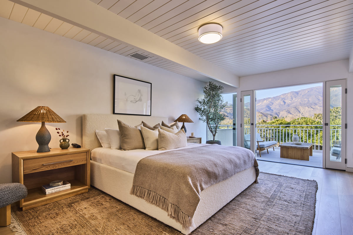 Malibu Colony kitchen