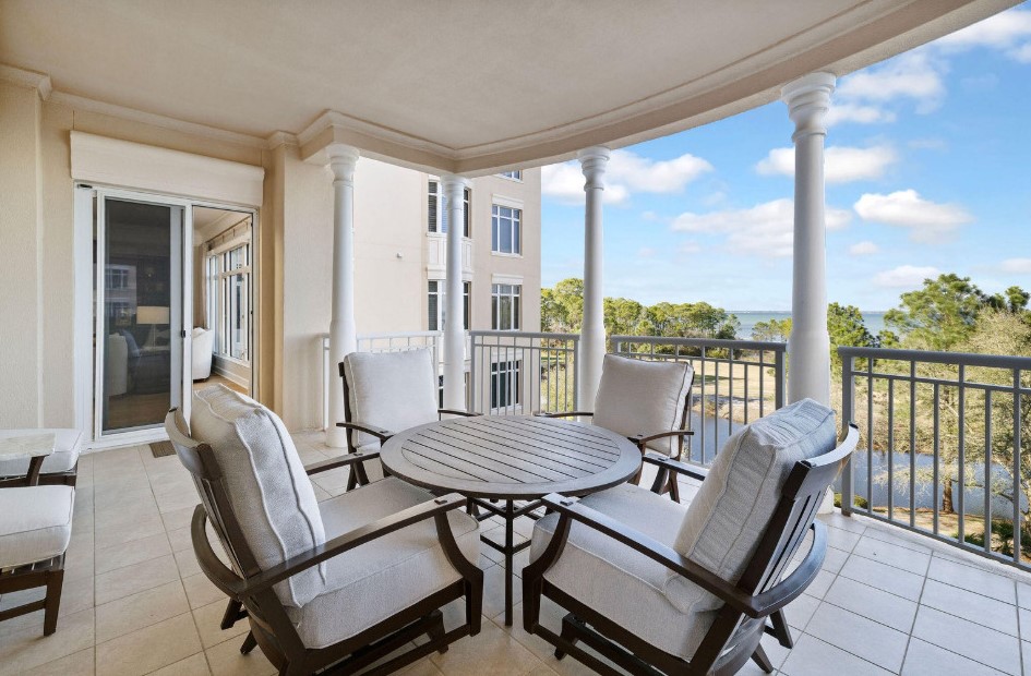 Destin Lowery Residence