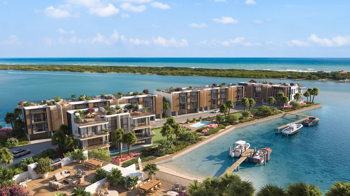 FORTE LUXE Jupiter: 17 Waterfront Residences on a Private Peninsula | Leah & Alex Sajovits
