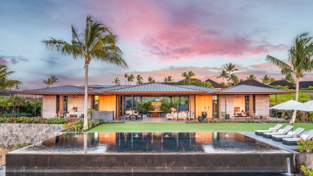 SOLD! Carrie Nicholson Presents A Front-Row Kohanaiki Estate On The Kona Coast