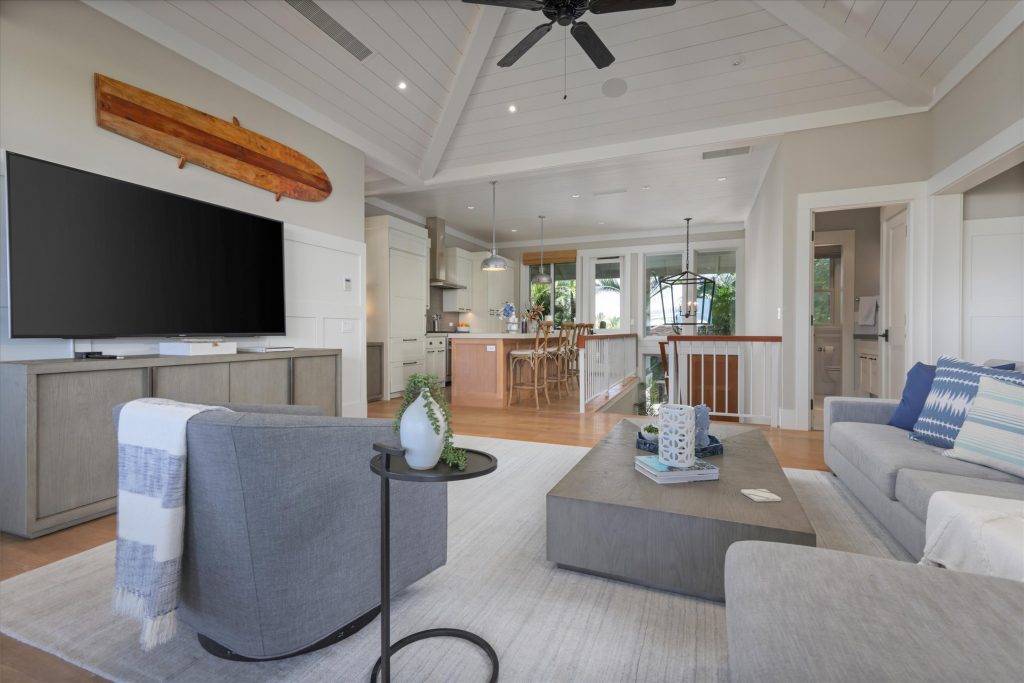 Outdoor lanai with ocean views