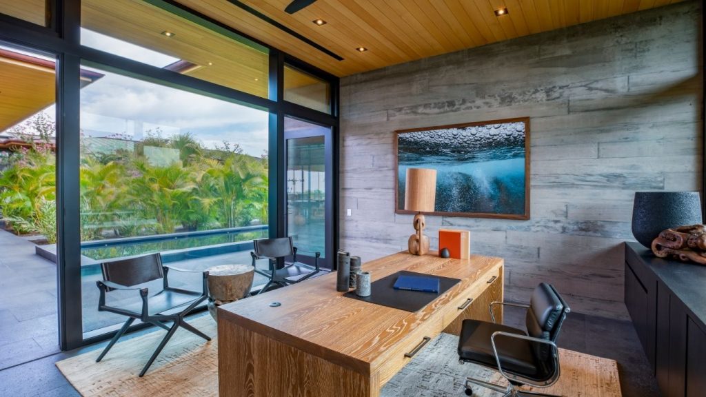 Covered outdoor dining and lounge at Hale Kai Apo, Kohanaiki