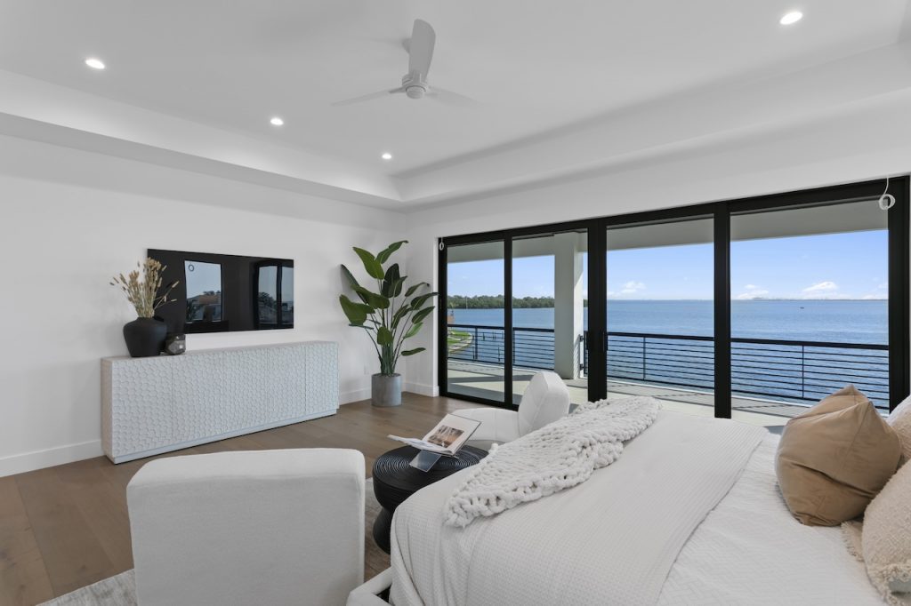 Primary suite