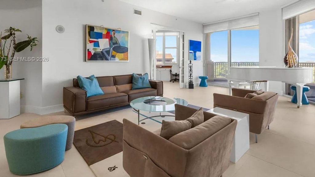 626 Coral Way #1104