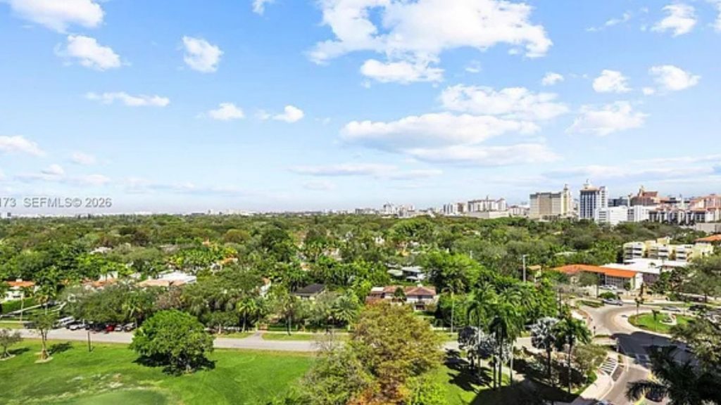 626 Coral Way #1104