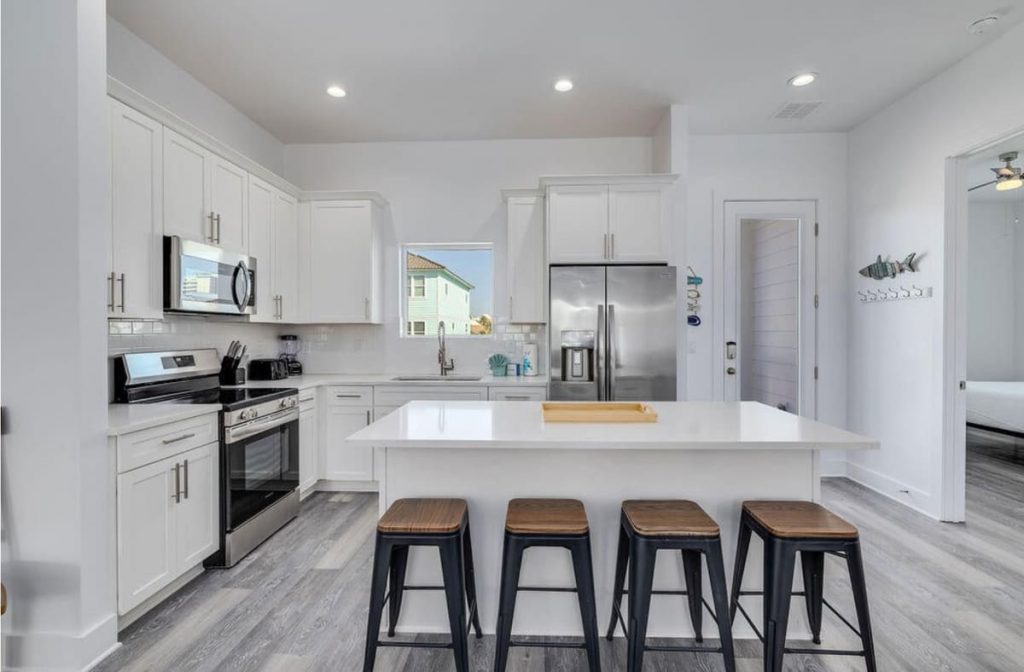 1421 Sonata Court - Interior